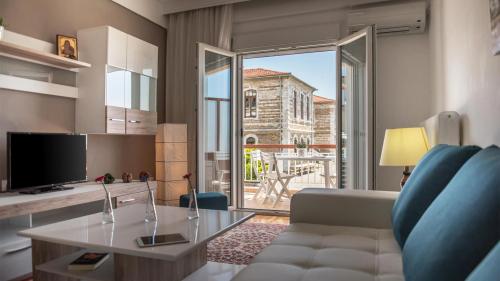 art285115073936362186118211410_small