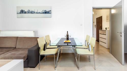 art637151345047691114013190_small