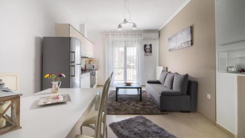 art69401507393475218611821141_small