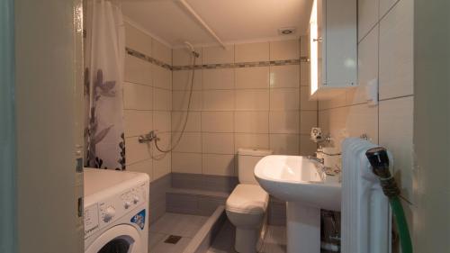 art789815073966542186118211411_small