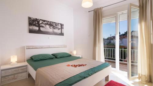 art82121507397242218611821142_small