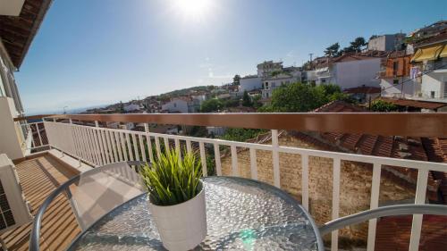 art88841507397319218611821147_small